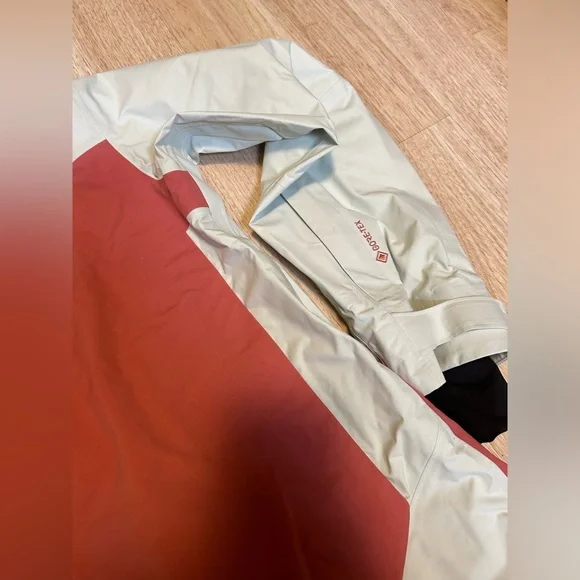 Adidas Terrex women’s Gore Tex ski and snowboard shell jacket size Large - Picture 3 of 11